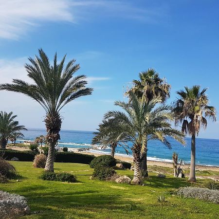 Sea Front Villa Kristina Klorakas Ngoại thất bức ảnh