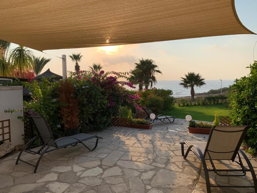 Sea Front Villa Kristina Klorakas Ngoại thất bức ảnh