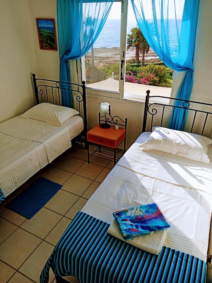 Sea Front Villa Kristina Klorakas Ngoại thất bức ảnh