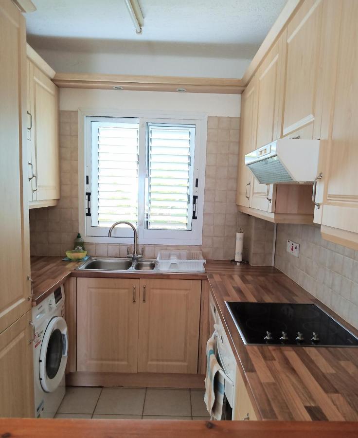 Sea Front Villa Kristina Klorakas Ngoại thất bức ảnh